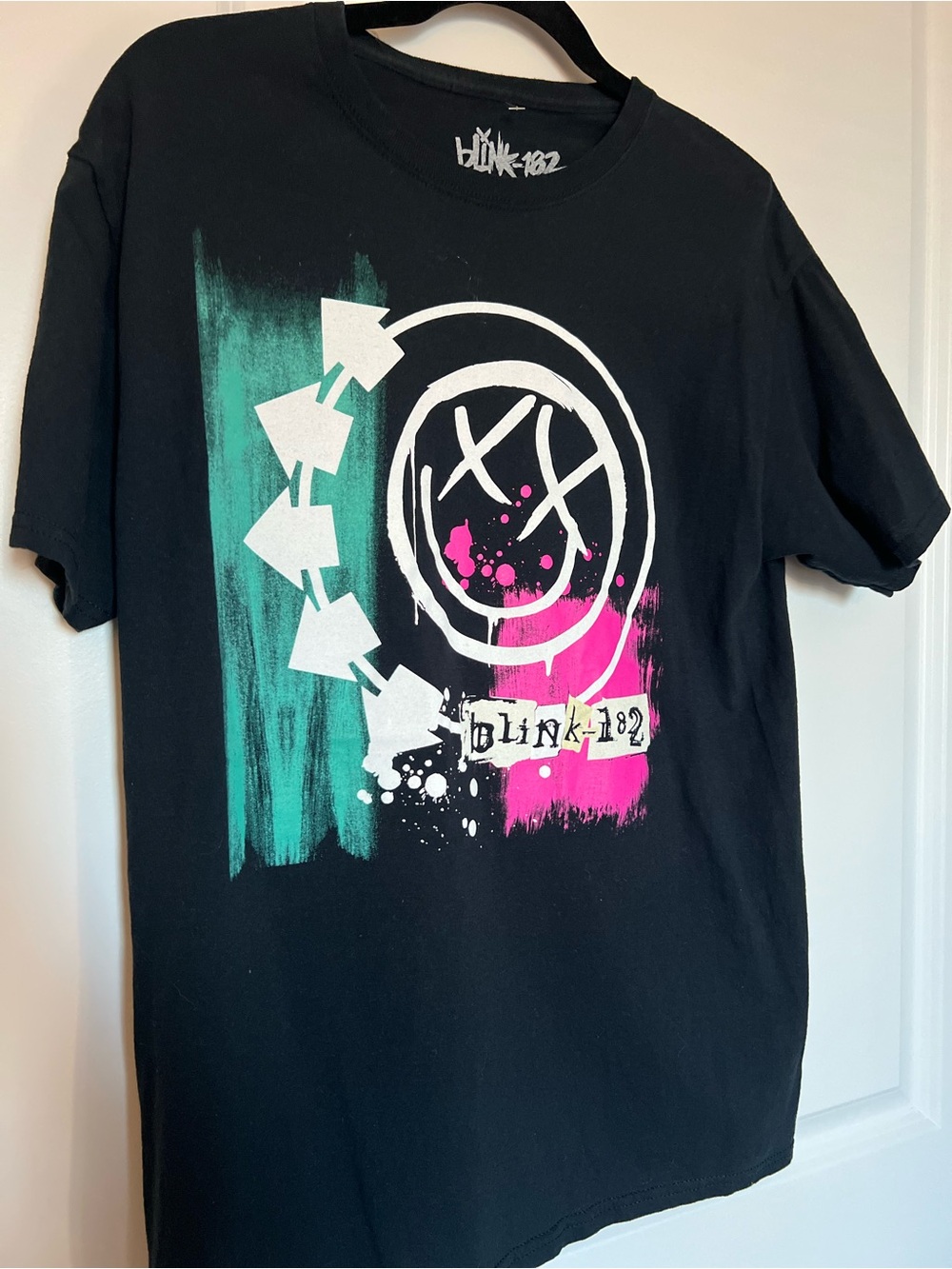 Blink-182 Graphic Tee - Picture 2 of 4